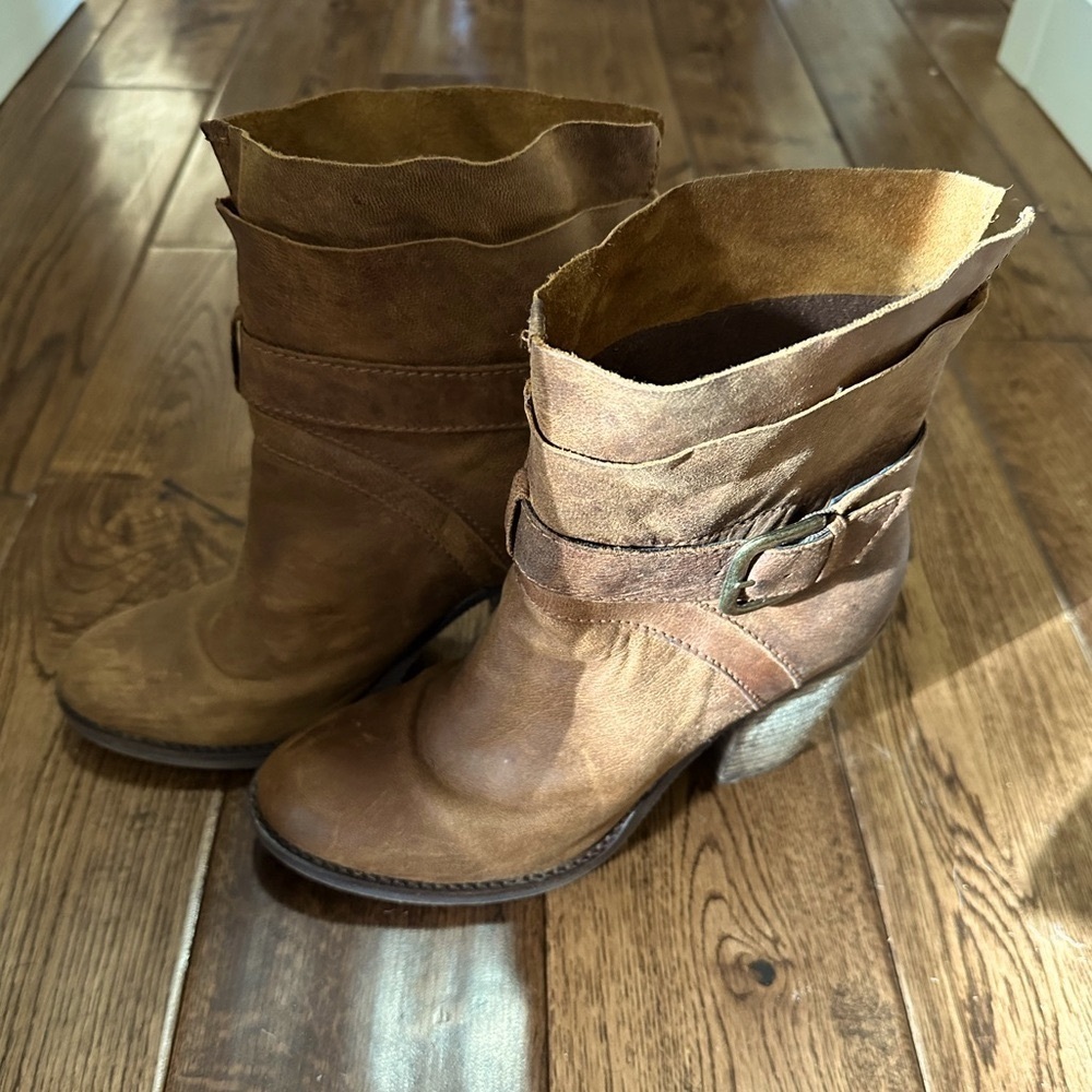 Steve Madden Riskey Women’s Brown Heeled Genuine Leather Booties, 7.5. - Picture 2 of 10